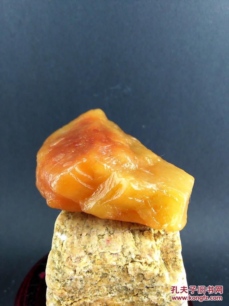 寿山坑头田黄大料原石,优品大料,细腻黄柔,通透无杂,少见的极品.