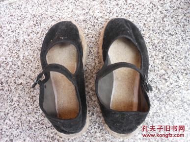 举报 制            不详 年代:  建国后 (1949至今) 材质:  布 尺寸