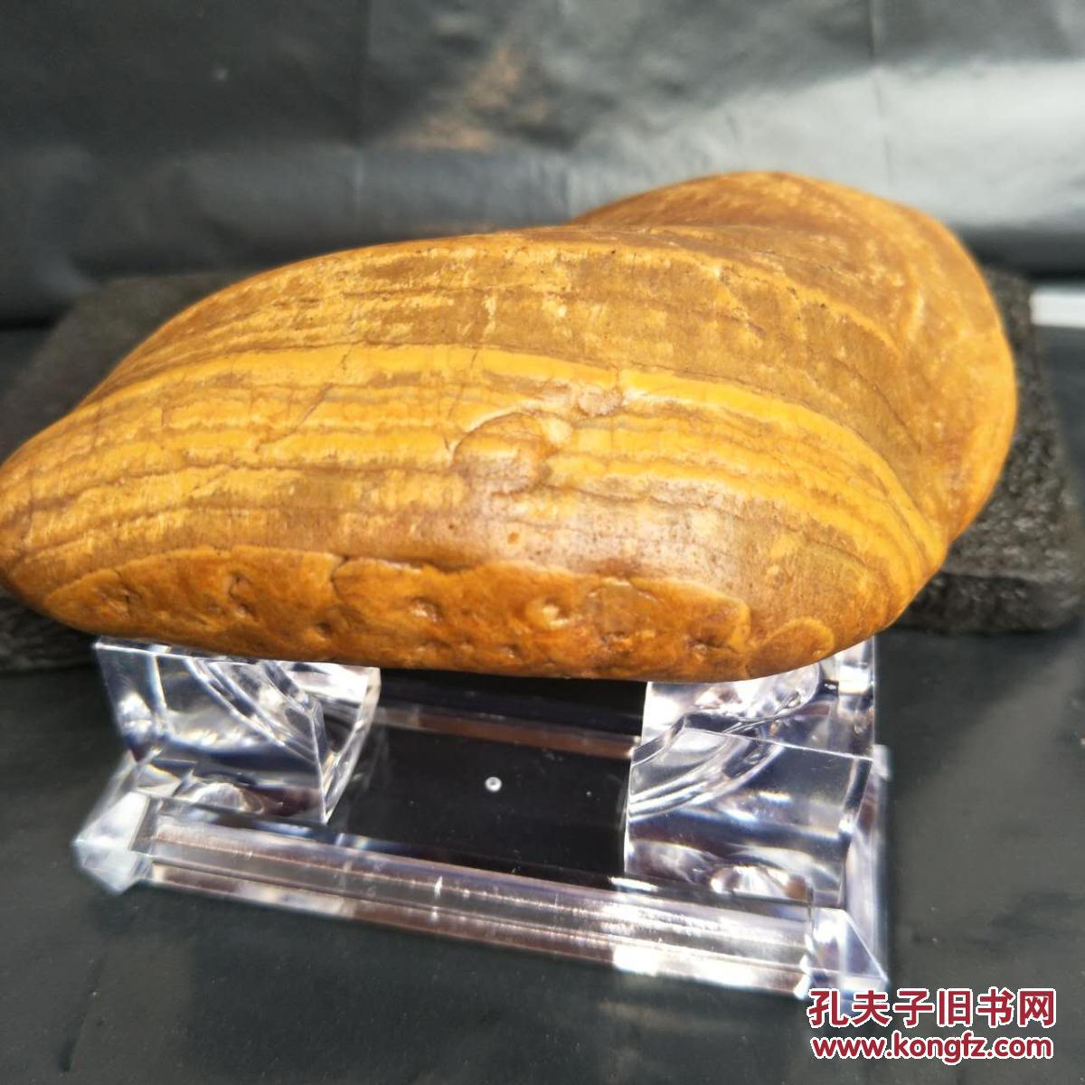 黄蜡石和玛瑙石那个好(黄蜡石和玛瑙石那个好些)