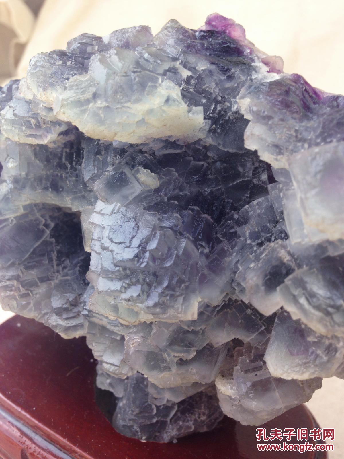 天然紫芯白萤石摆件