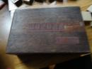 390：老的英文《CORONA DE ORO》木头盒子一个
