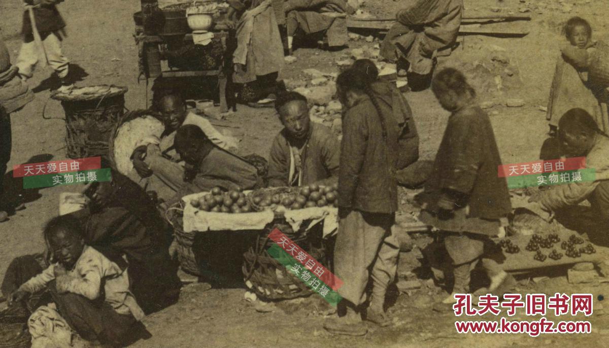 清末民国时期立体照片--------清代北京鼓楼大街的热闹集市,很多摆摊