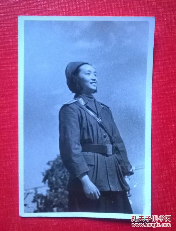50年代老照片 女军人照