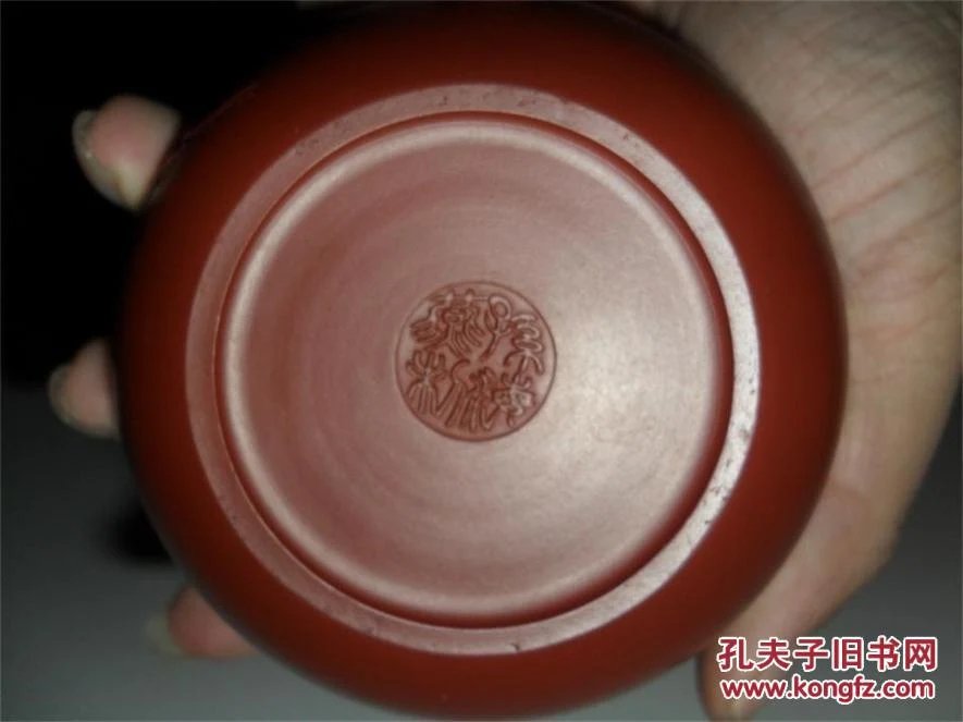 宜兴紫砂陶艺名家夫妇携手孙海燕朱泥西施壶汪青政雕刻国色天香2012年
