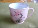 七十年代景德镇瓷、手绘水点桃花茶杯
