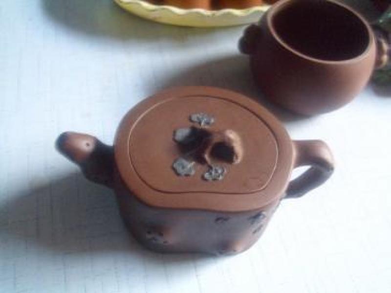 老紫砂梅桩壶---------蒋金仙制