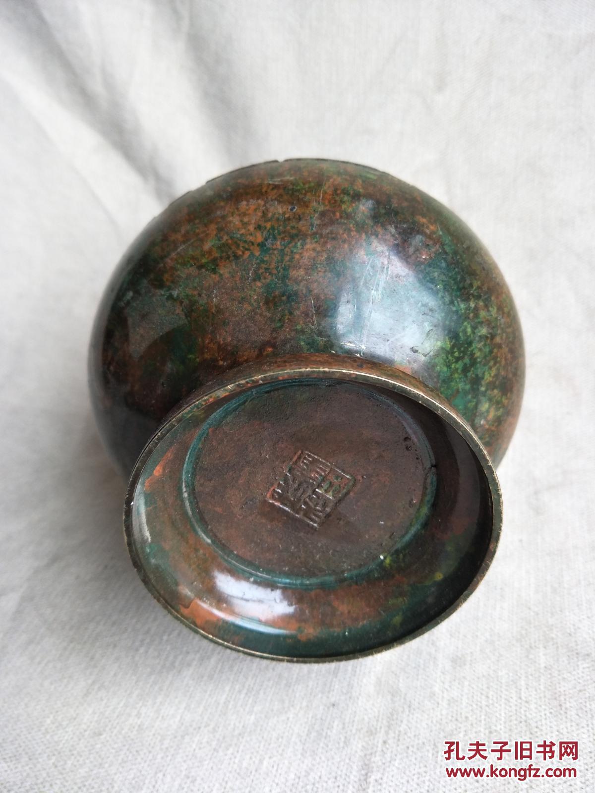 早期老铜瓶,包浆醇厚 拍品编号:30105268