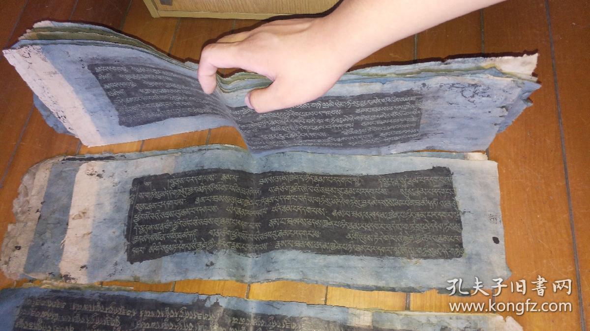 清代羊脑笺泥银藏文写经  84张合售 尺寸均为62