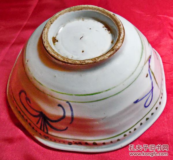 老瓷大碗清代末期刻品字豆青釉蓝菊花古董瓷器八棱碗
