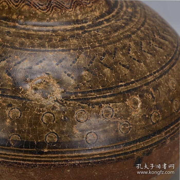 汉代越窑原始青瓷刻花蒜头瓶