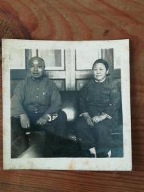 老照片 53年广州两老人