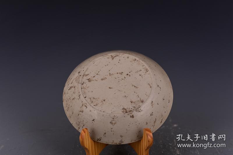 宋定窑土定刻花纹圆洗