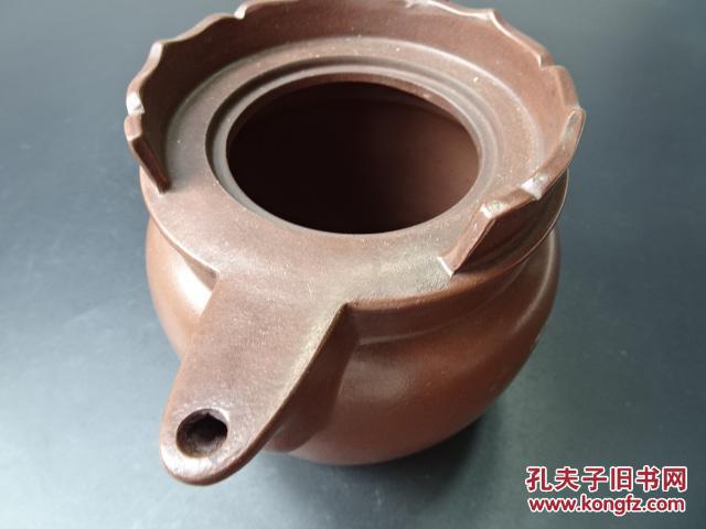 清代吴云枧款紫砂壶