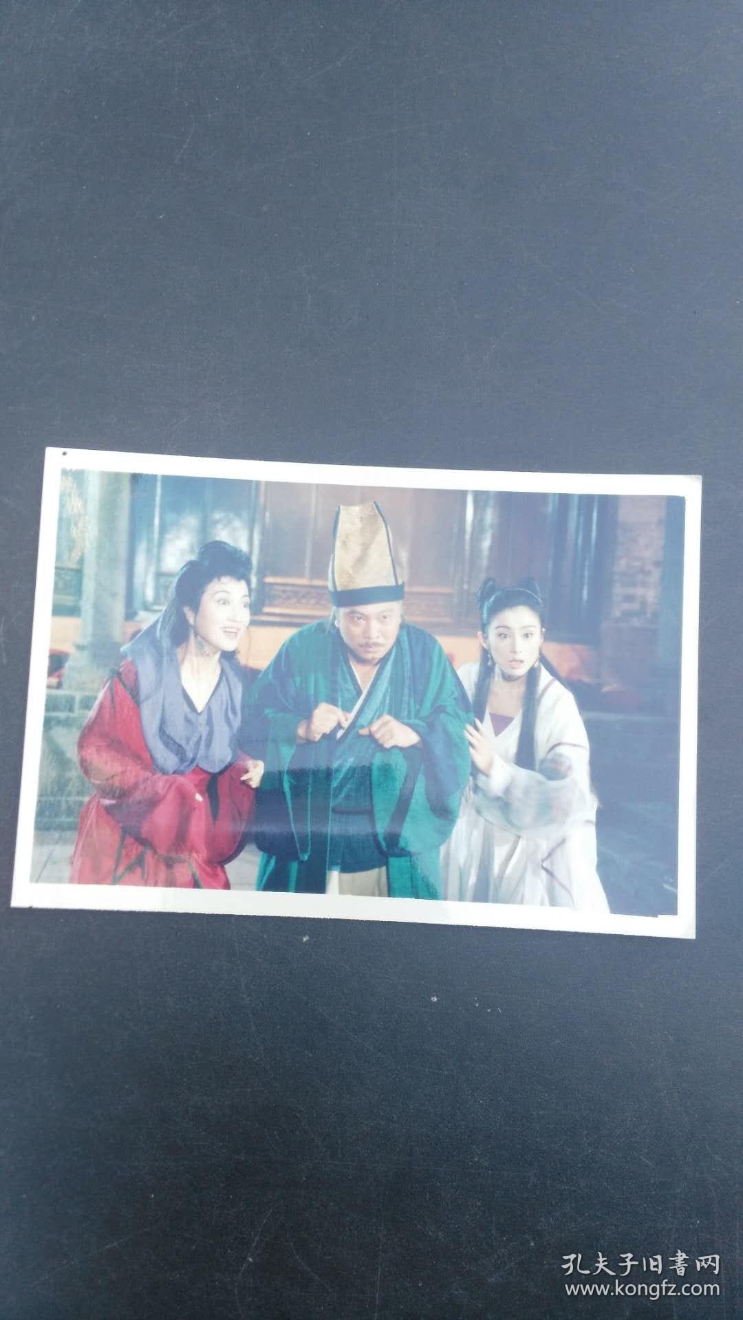 张敏,袁咏仪,元彪主演[碧血剑]存7张