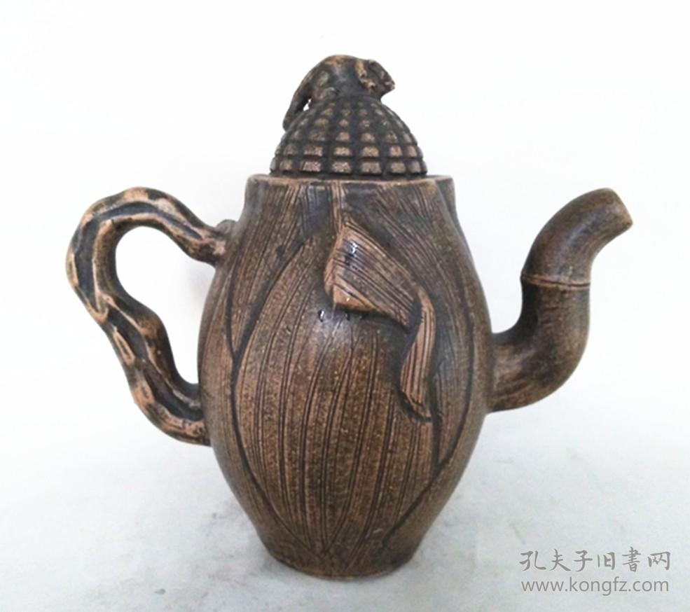 仿生紫砂壶:玉米苞
