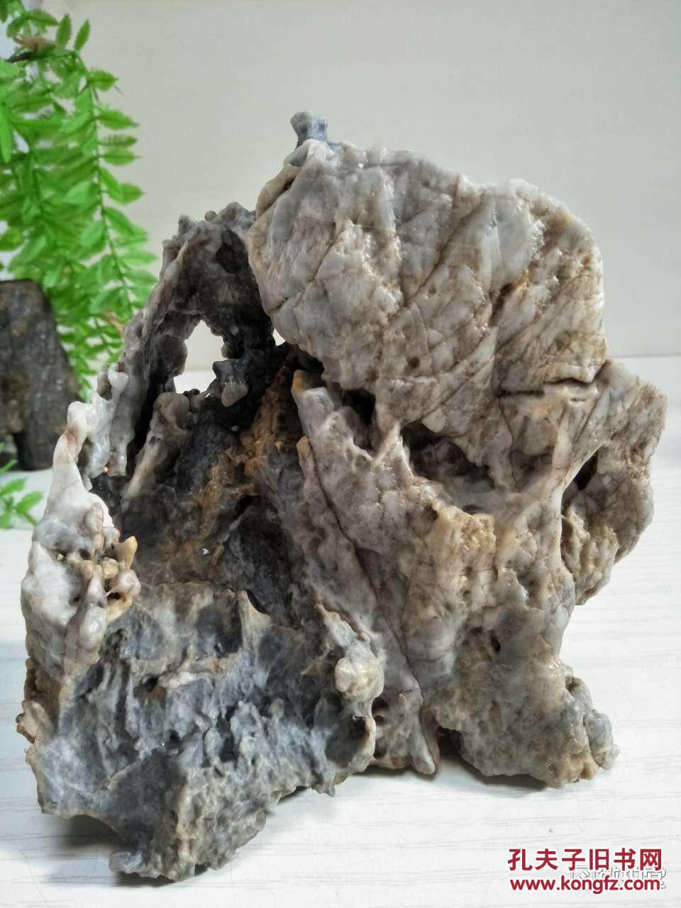 【蒙古阿拉善戈壁大滩风凌石】1082克,造型好完整无残伤14×13×7厘米