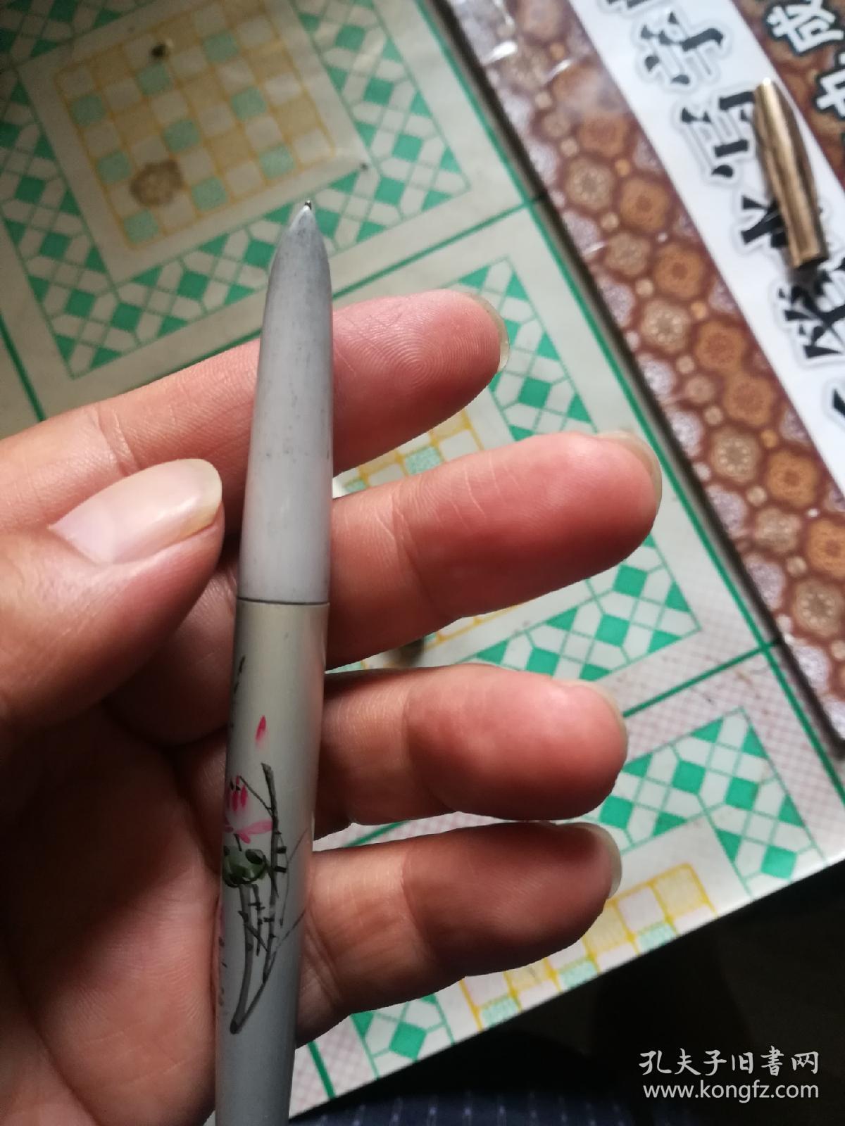 漂亮90年代手绘花卉英雄343钢笔