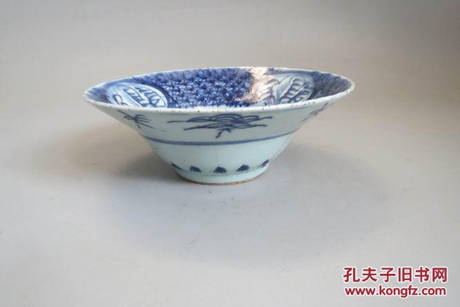 只一条线发色漂亮青花斗笠碗