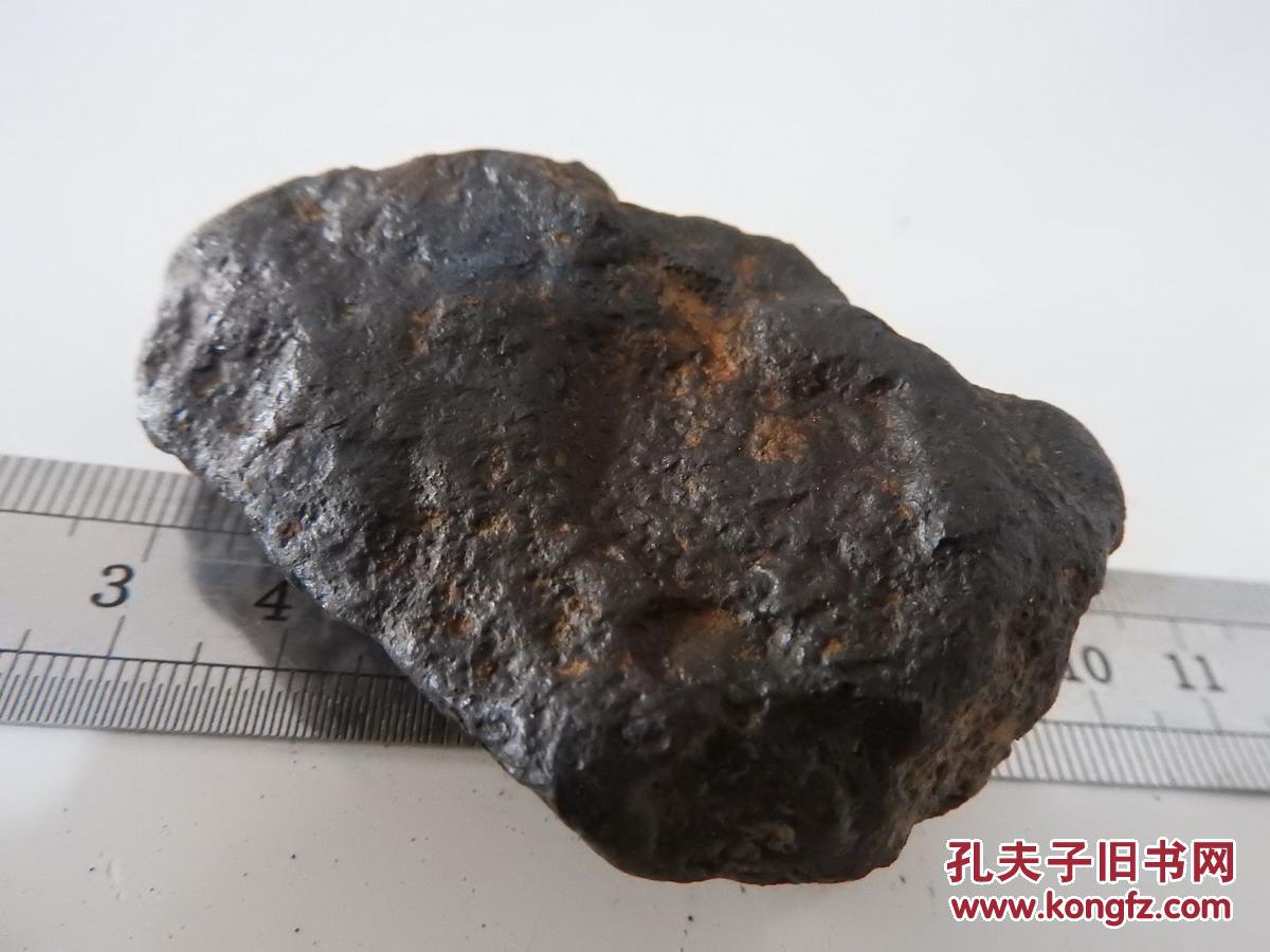 天上飞来的每一颗火流星都是一位神仙光临人间,收藏陨石,是天上人间的