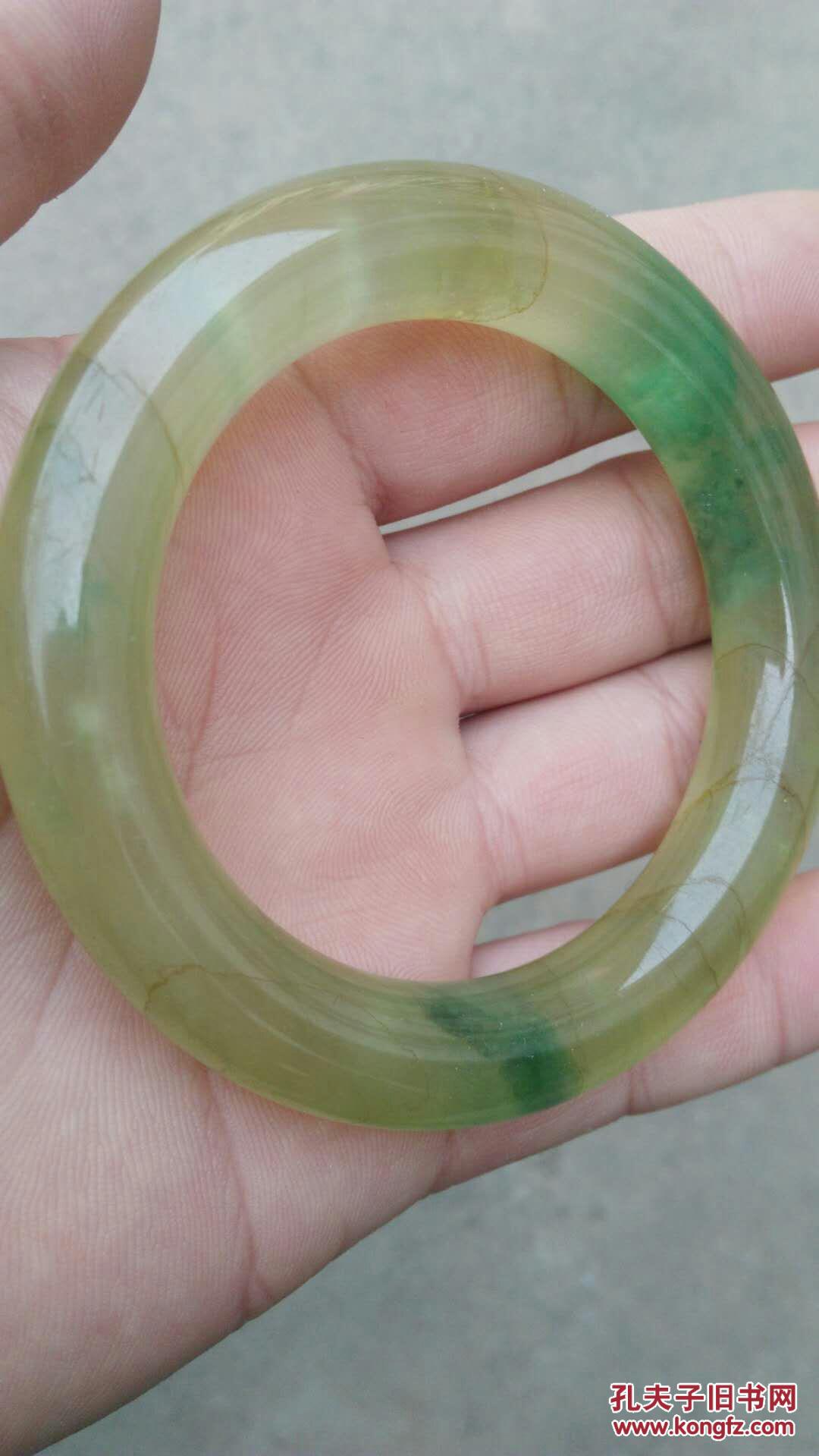 老冰种翡翠手镯