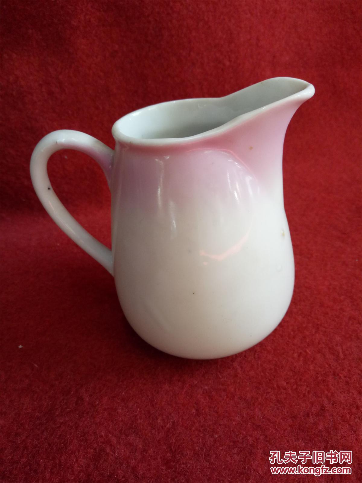 怀旧收藏八十年代陶瓷水杯花朵图案造型生动收藏用