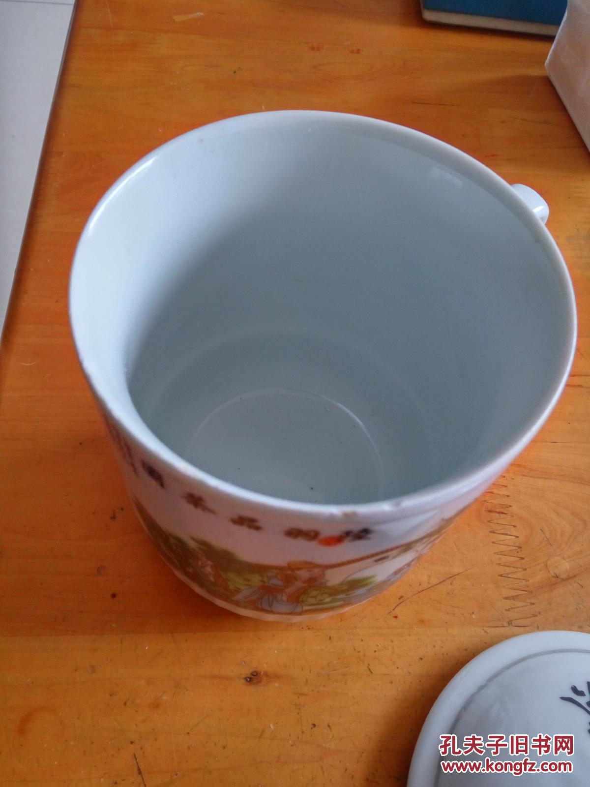 著名景德镇磁器画家郭秋敏人物大茶杯陆羽品茶图
