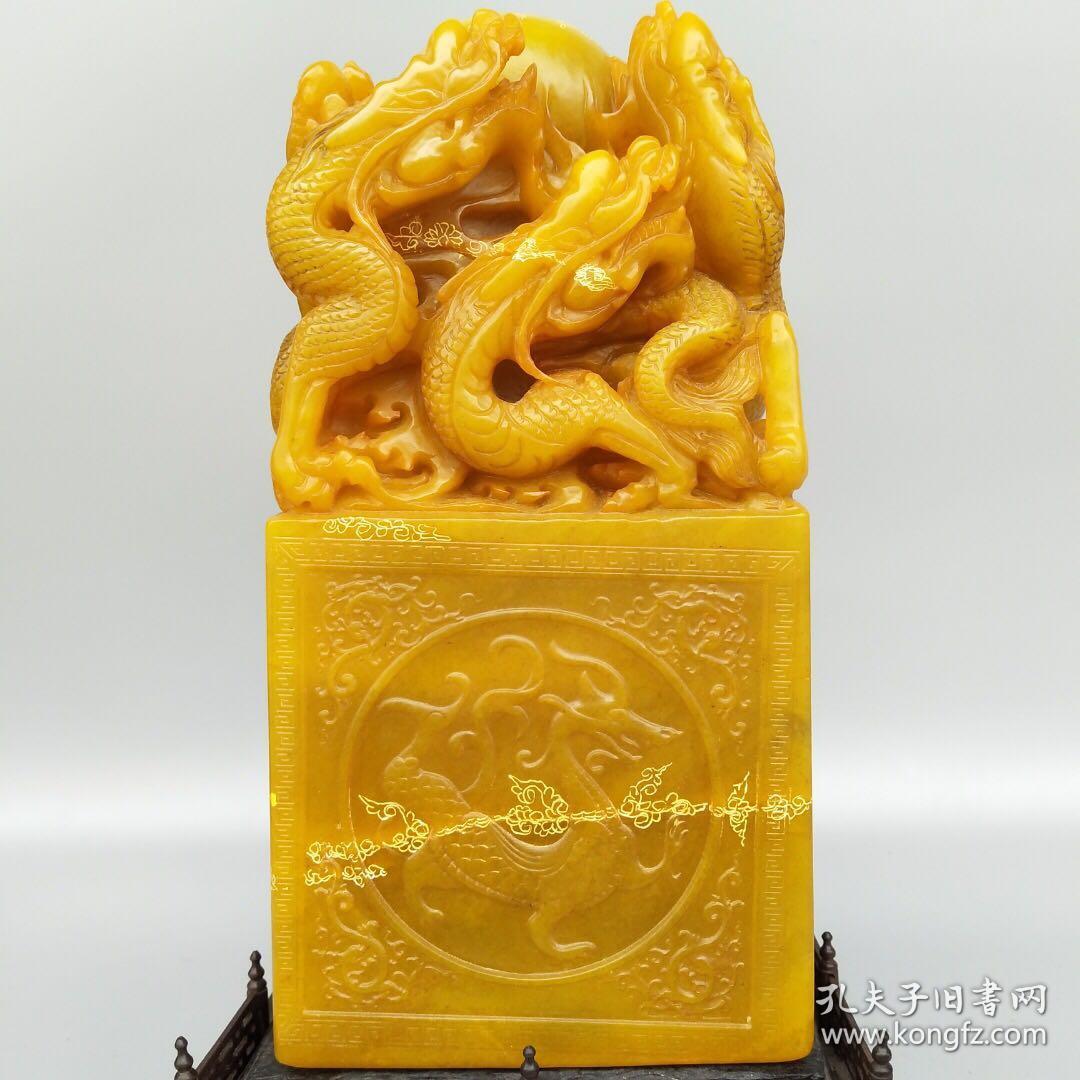 田黄石玉玺印章《九龙戏珠》大摆件重约19斤