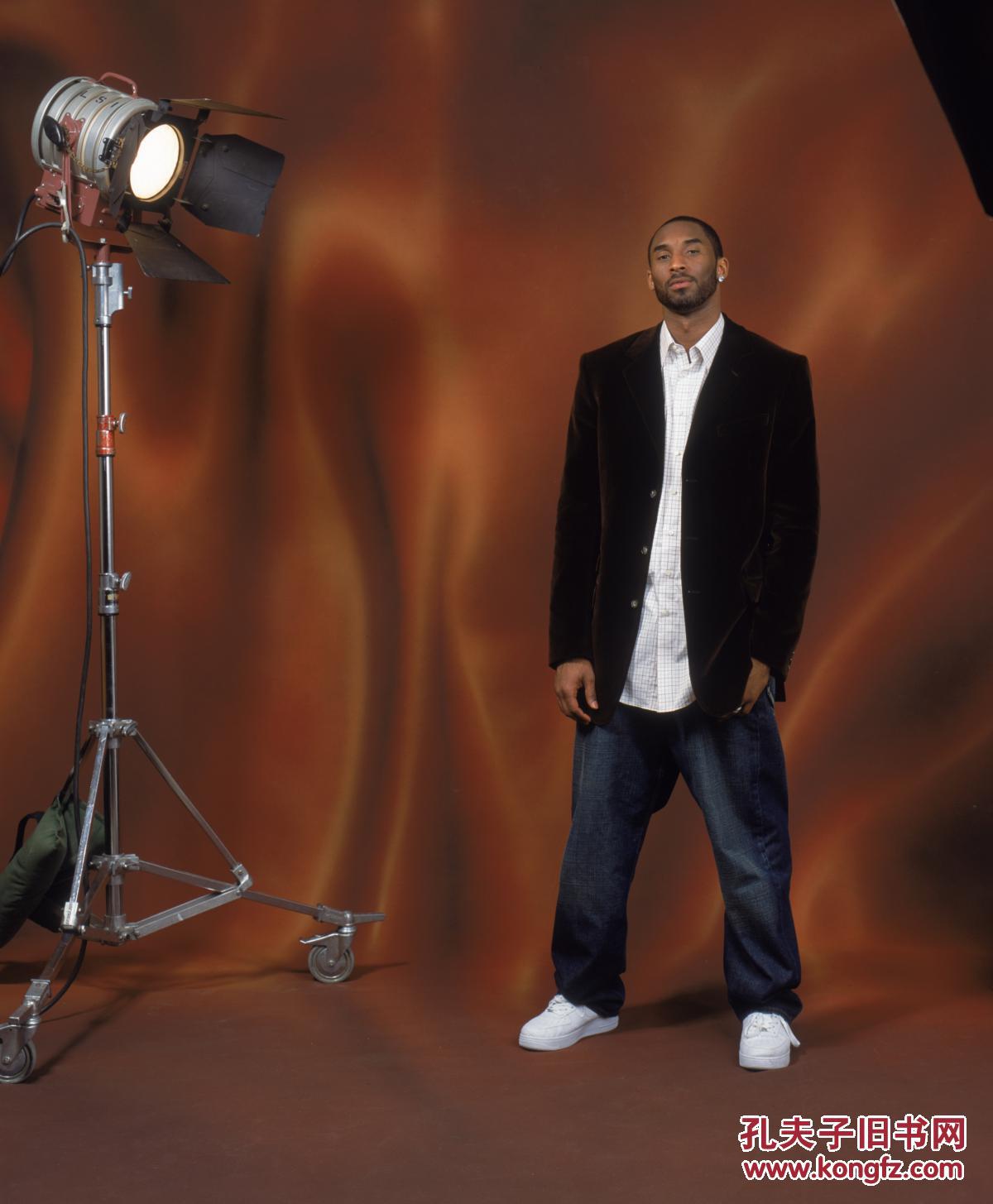 nba经典明信片科比湖人队休闲写真