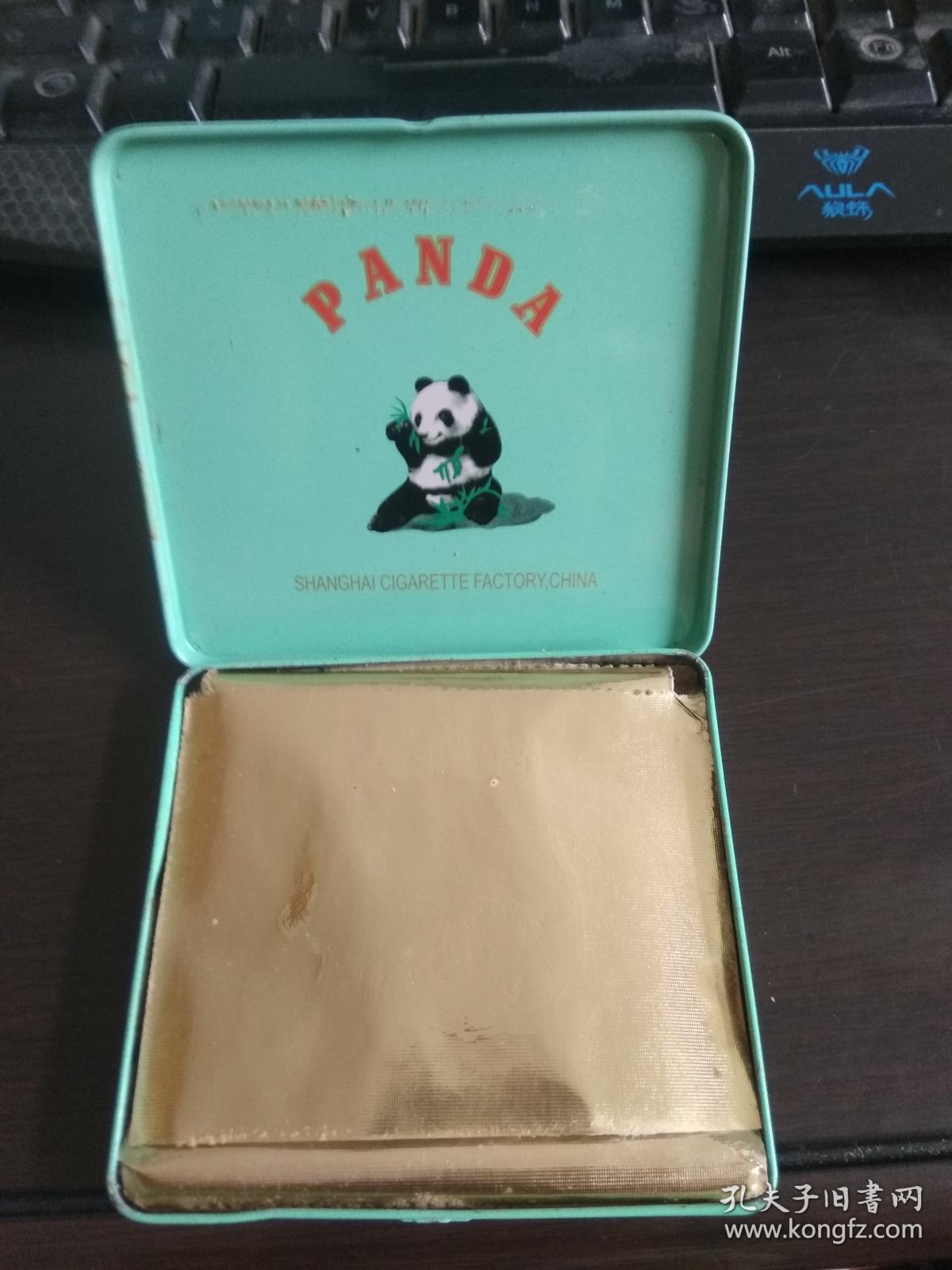 熊猫香烟铁盒烟标