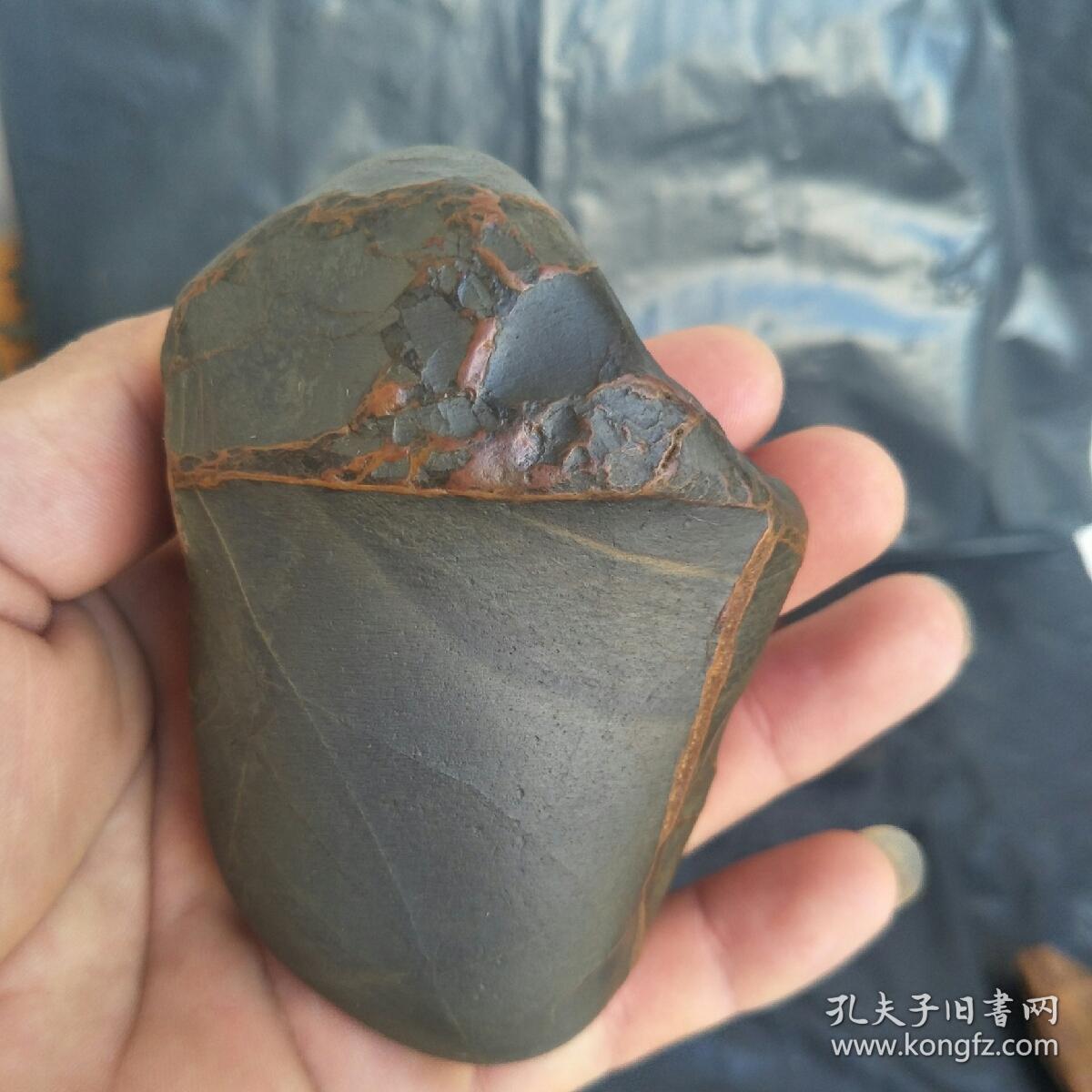 天然水冲原石奇石案头文房石铁包金筋纹石金缕石小摆手玩