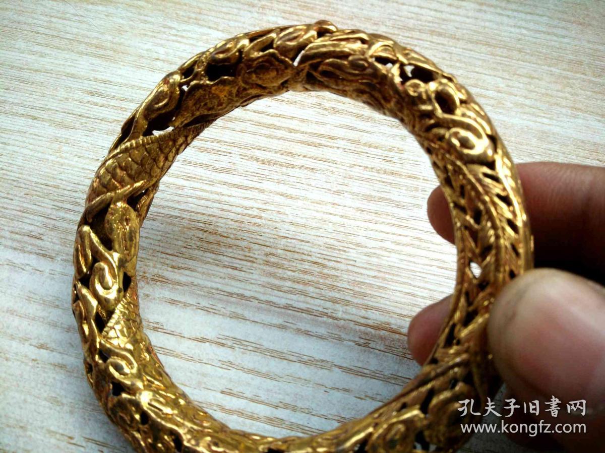清代鎏金龙纹手镯