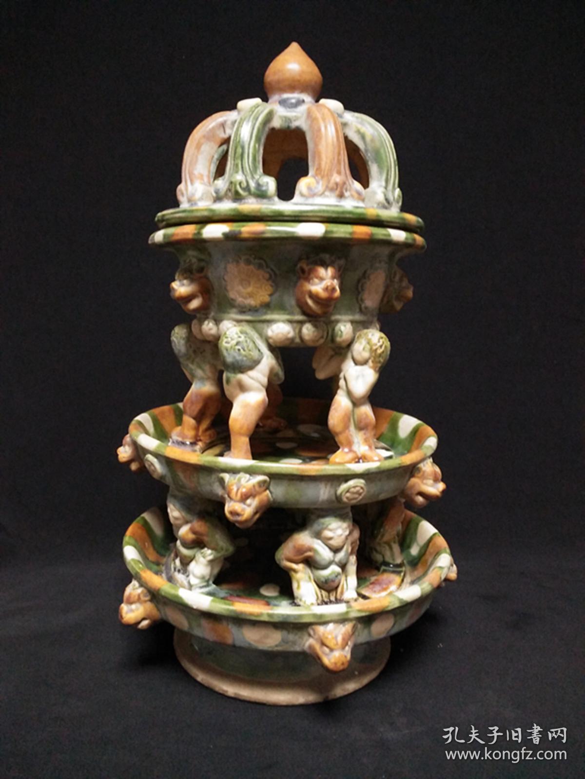唐代三彩釉塔式人兽纹熏香炉