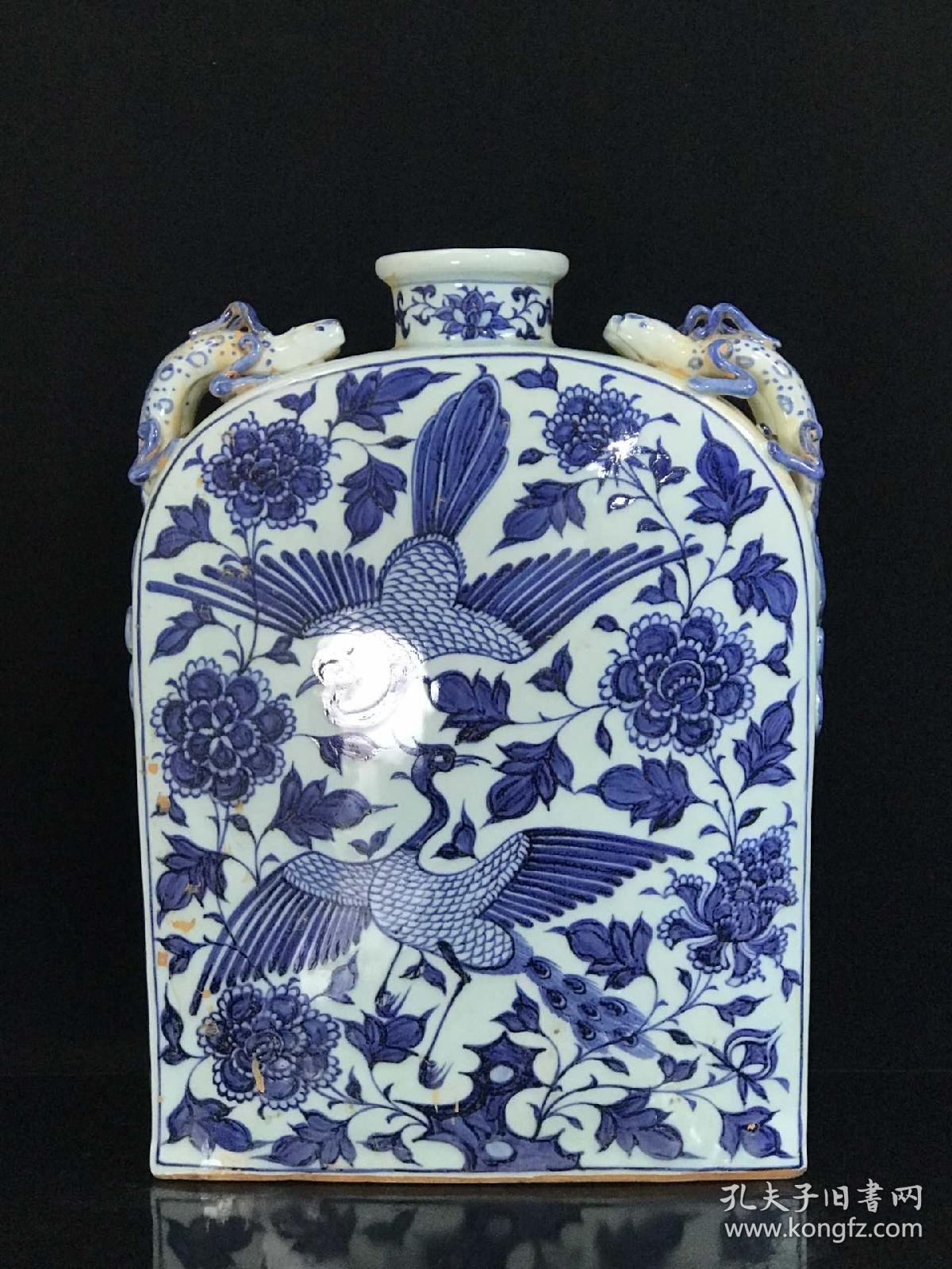 元青花孔雀戏牡丹纹四系扁瓶