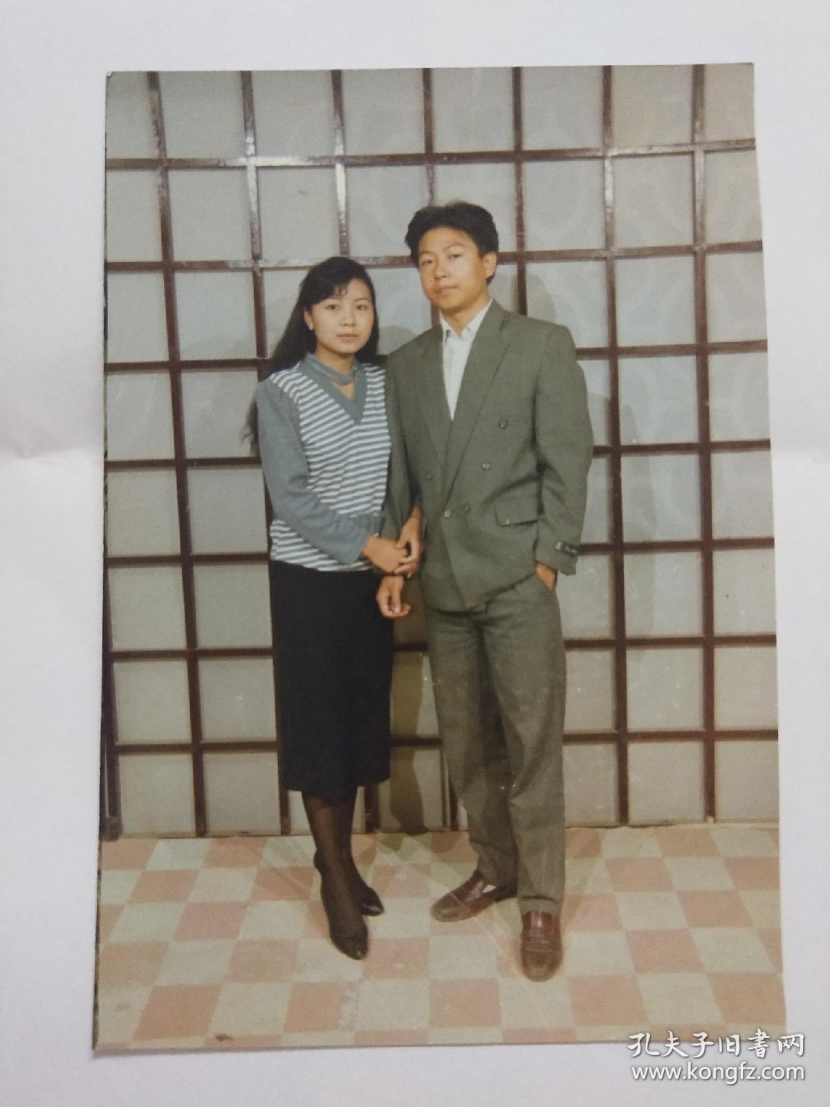 云南文山名人楚图南及全家人照片4张