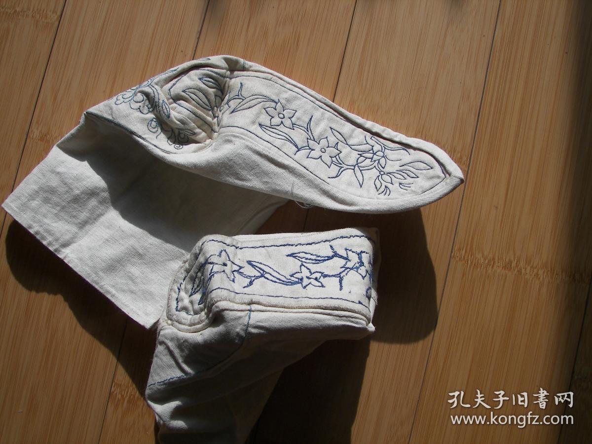 清代手工刺绣布袜一