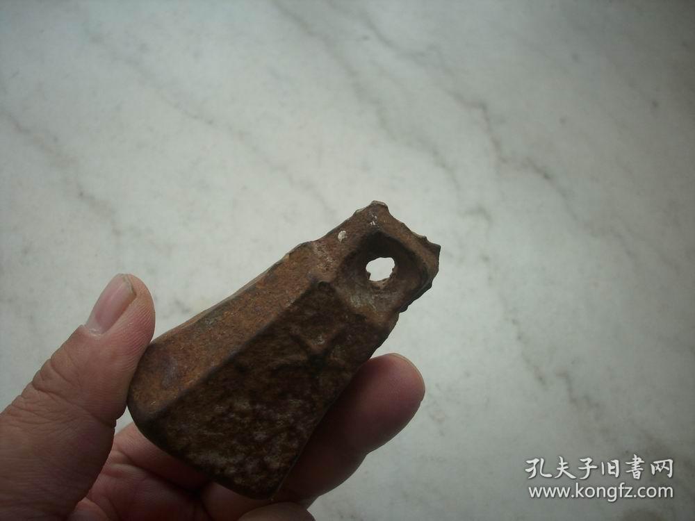 民国解放区【带五角星】的铁秤砣一个!4.5/3.5厘米,高7厘米