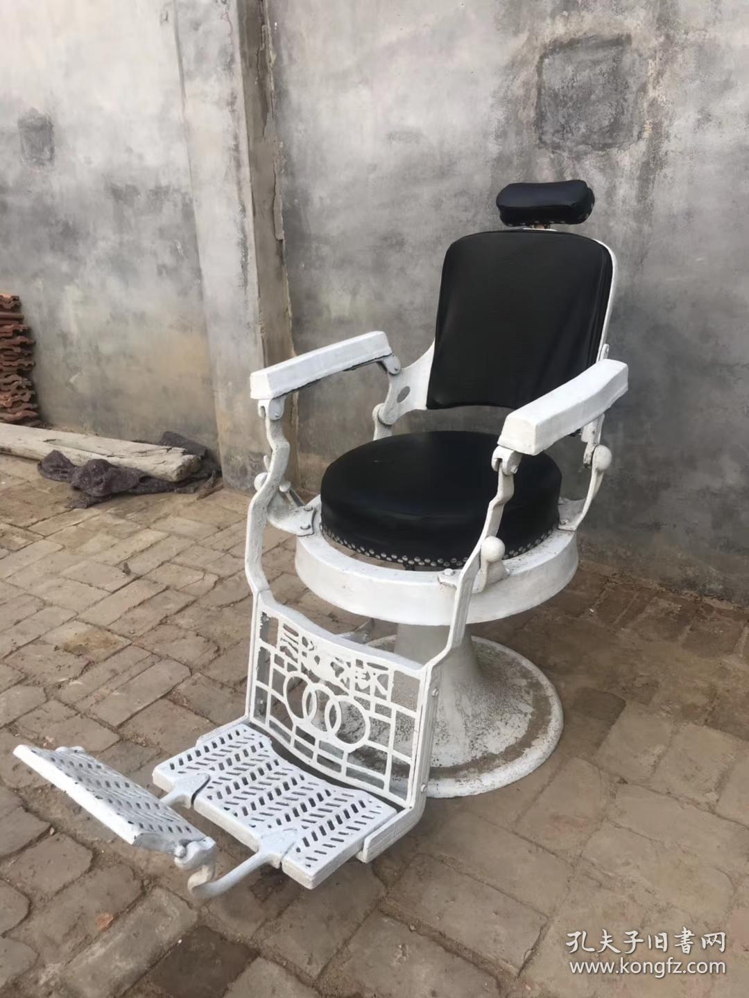 民国时期,老理发椅子,超级厚重!高端大气