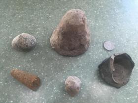 胶东史前文明遗物-支腿-黑陶觚-石斧残