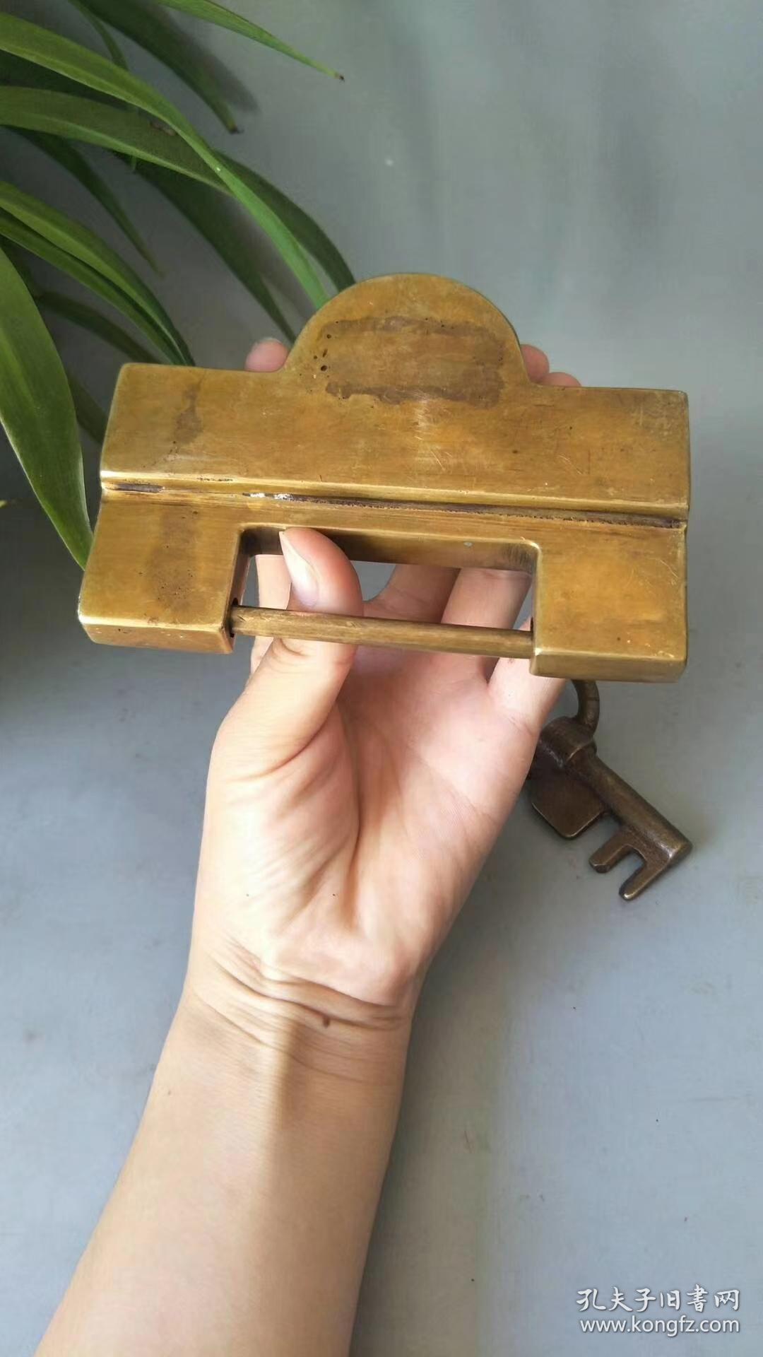 铜锁尺寸大一斤多重可正常使用