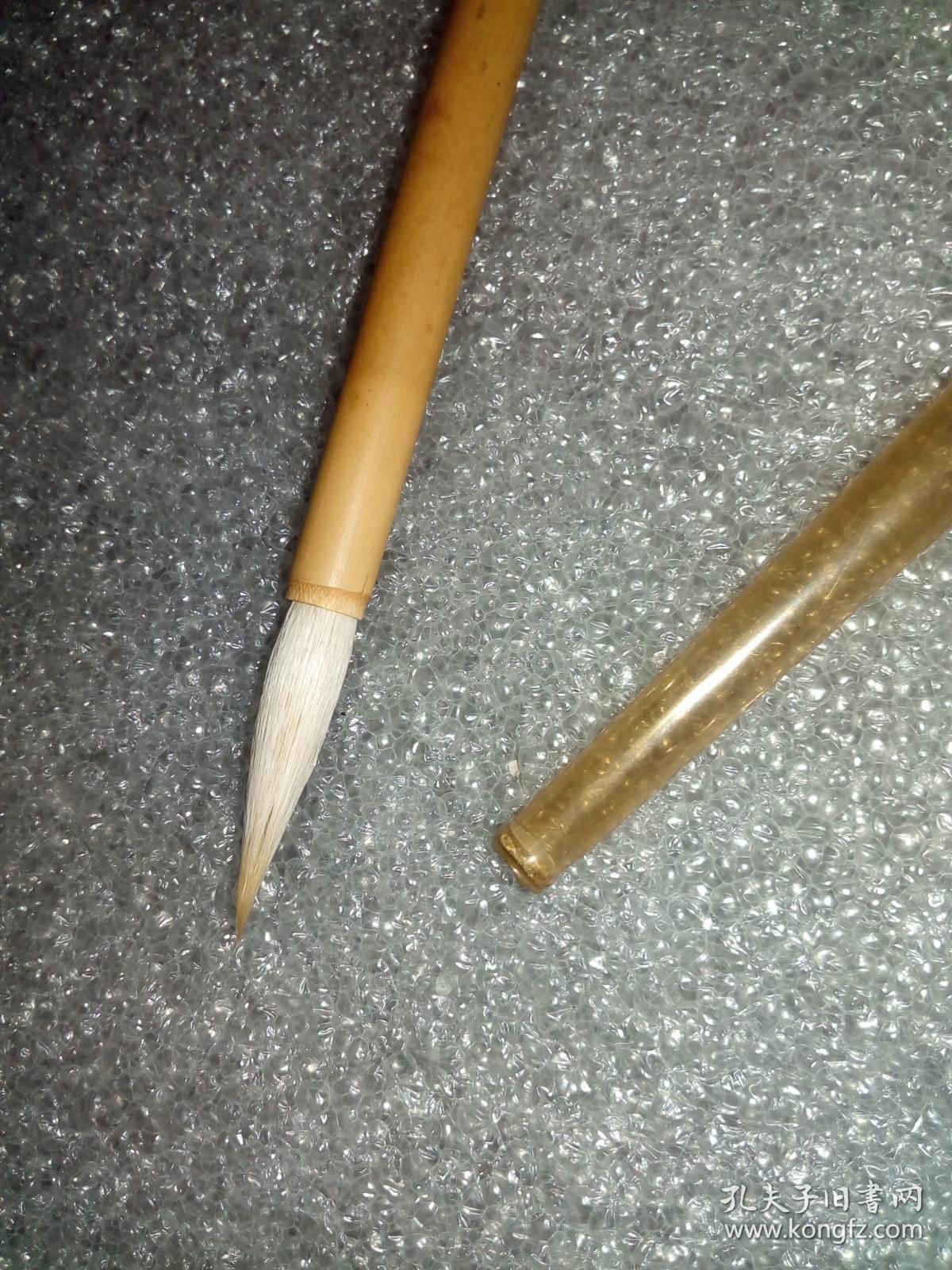 日本老毛笔,文明堂《如水,小》高端羊毫(银须散卓笔)1支.锋颖完整.