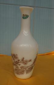 收藏酒瓶 梅花图白瓷酒瓶高16厘米半斤装无盖 x2