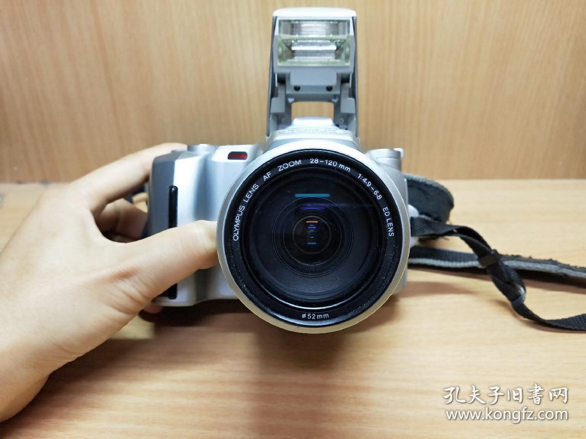 奥林巴斯半自动胶卷照相机[收藏品]