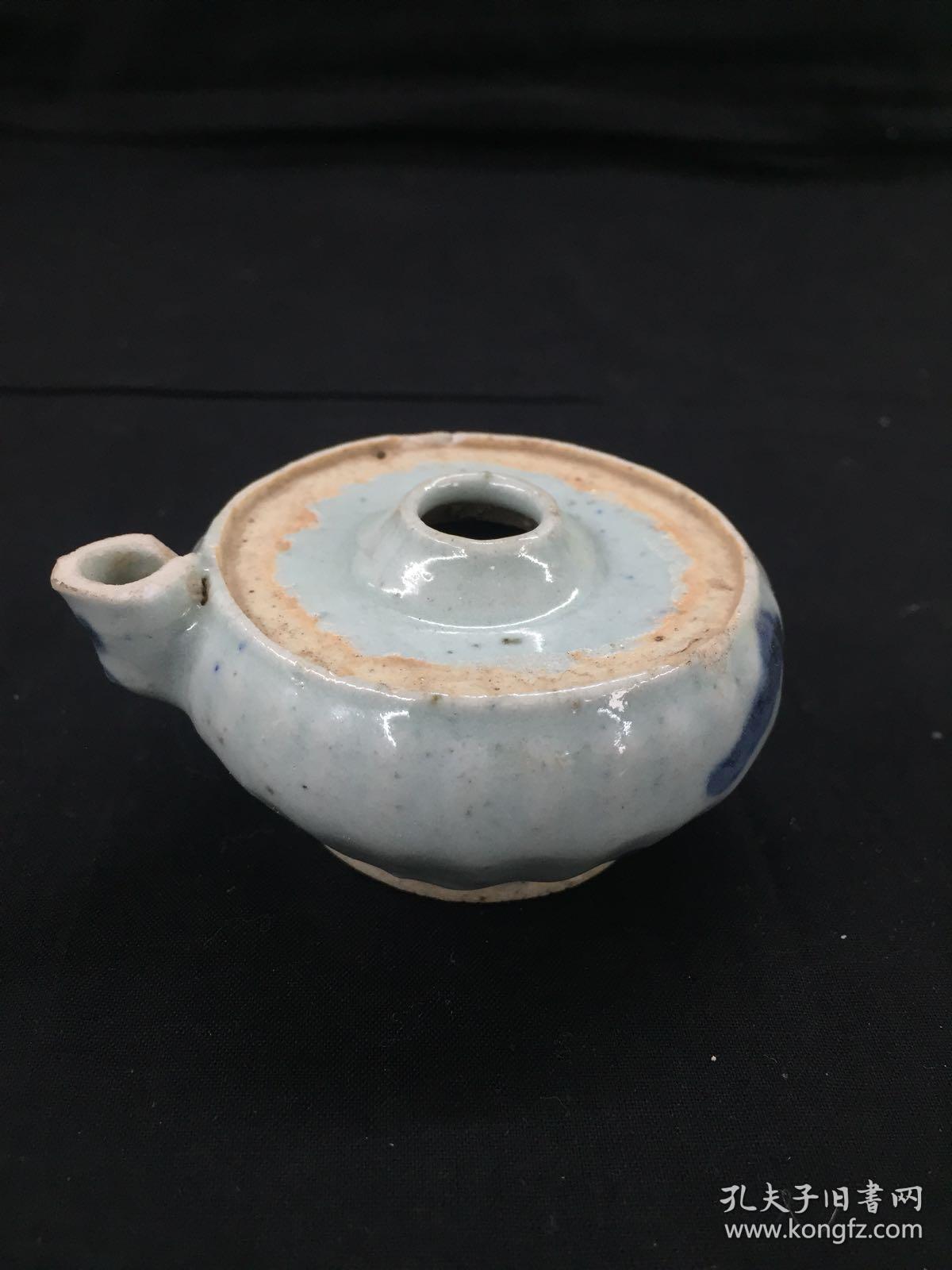 胸襟起波澜明代青花砚滴一雅青花分五色沉着入胎骨釉水温润底部是一