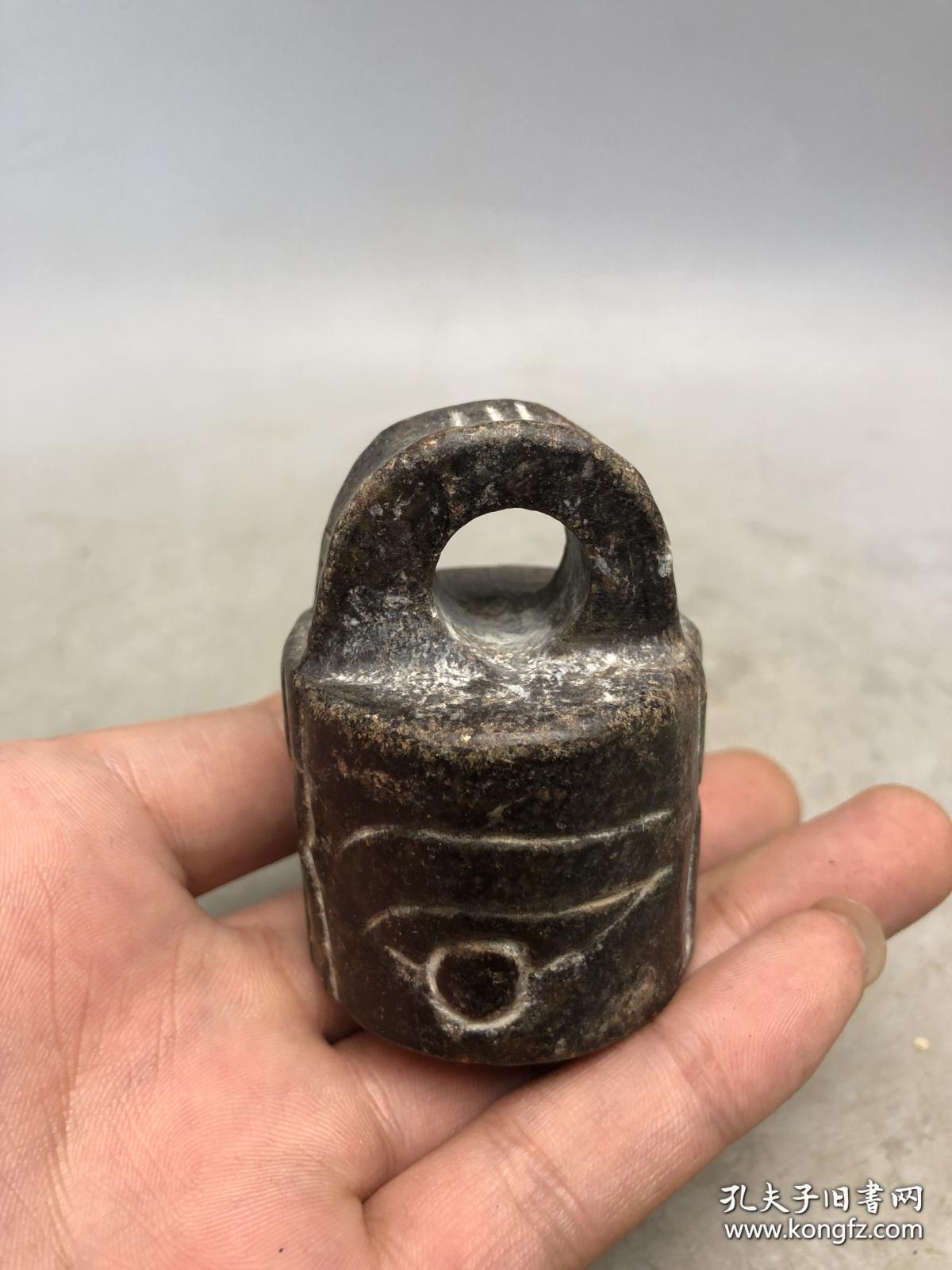 河磨料古代绿玉秤砣辽金元时期