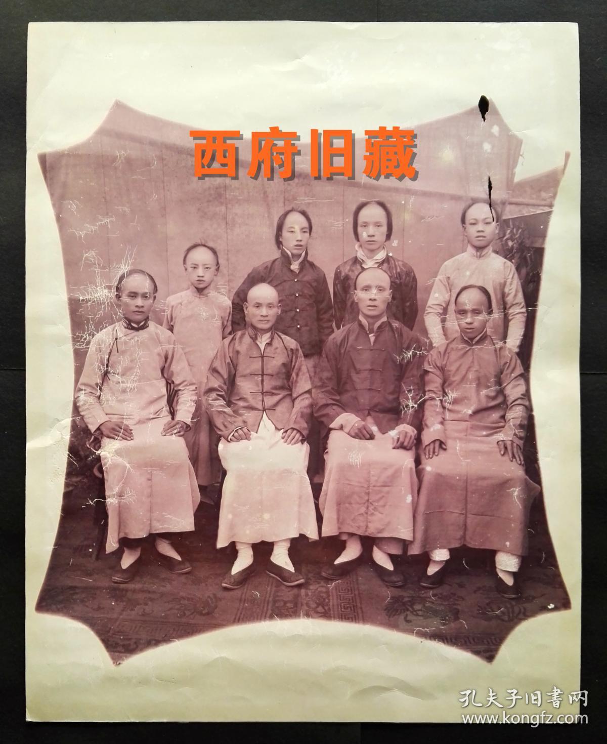 清末时期大尺寸老照片，其中部分人已经剪掉了辫子，一个王朝结束的历史见证，薄相纸。