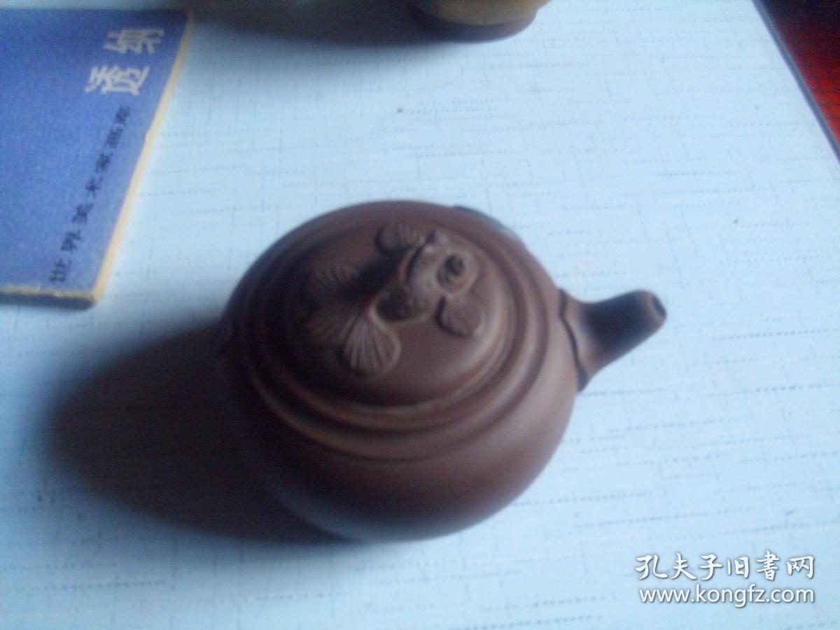 紫砂金鱼茶壶 13 11 7 5cm 吴文霞制 无把手 可当公道杯壶使用 亦可以当磨墨水滴使用 孔夫子旧书网 紫砂金鱼茶壶 13 11 7 5cm 吴文霞制 无把手 可当公道杯壶使用 亦可以当磨墨水滴使用 孔夫子旧书网