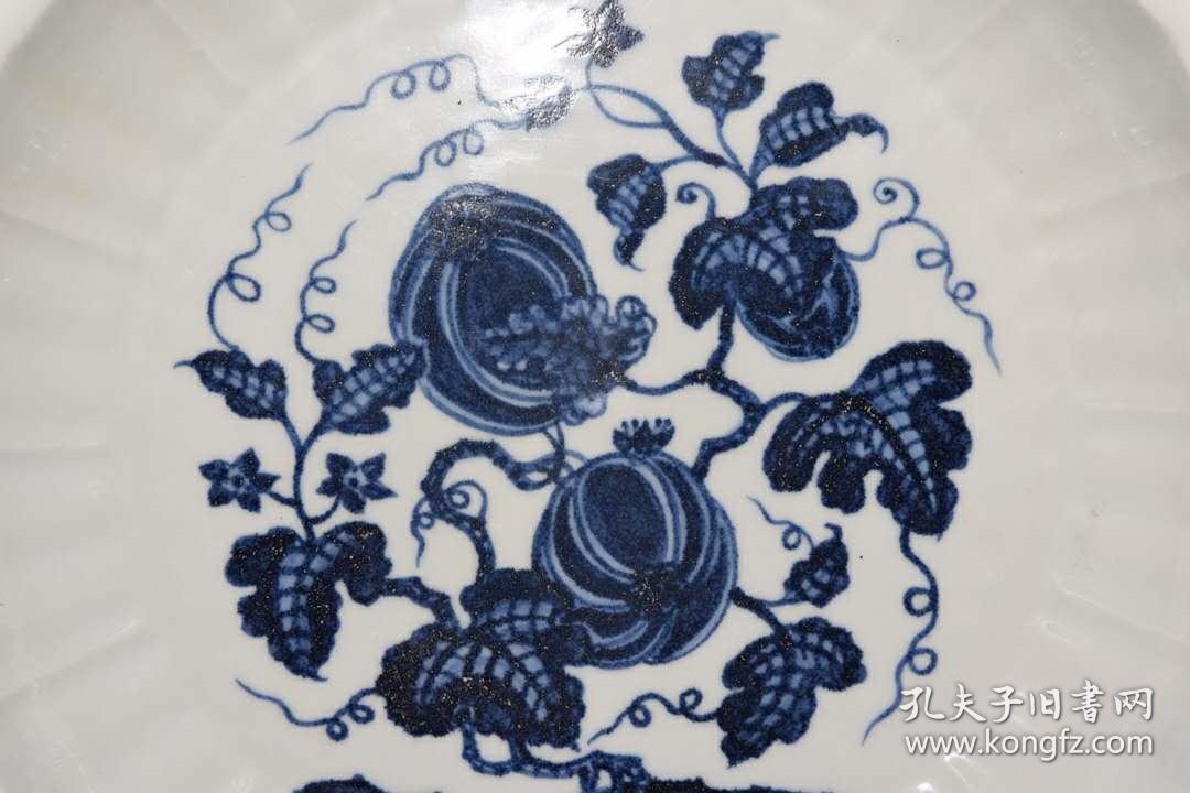 明永乐青花瓜果纹菱口盘7.5x43厘米c