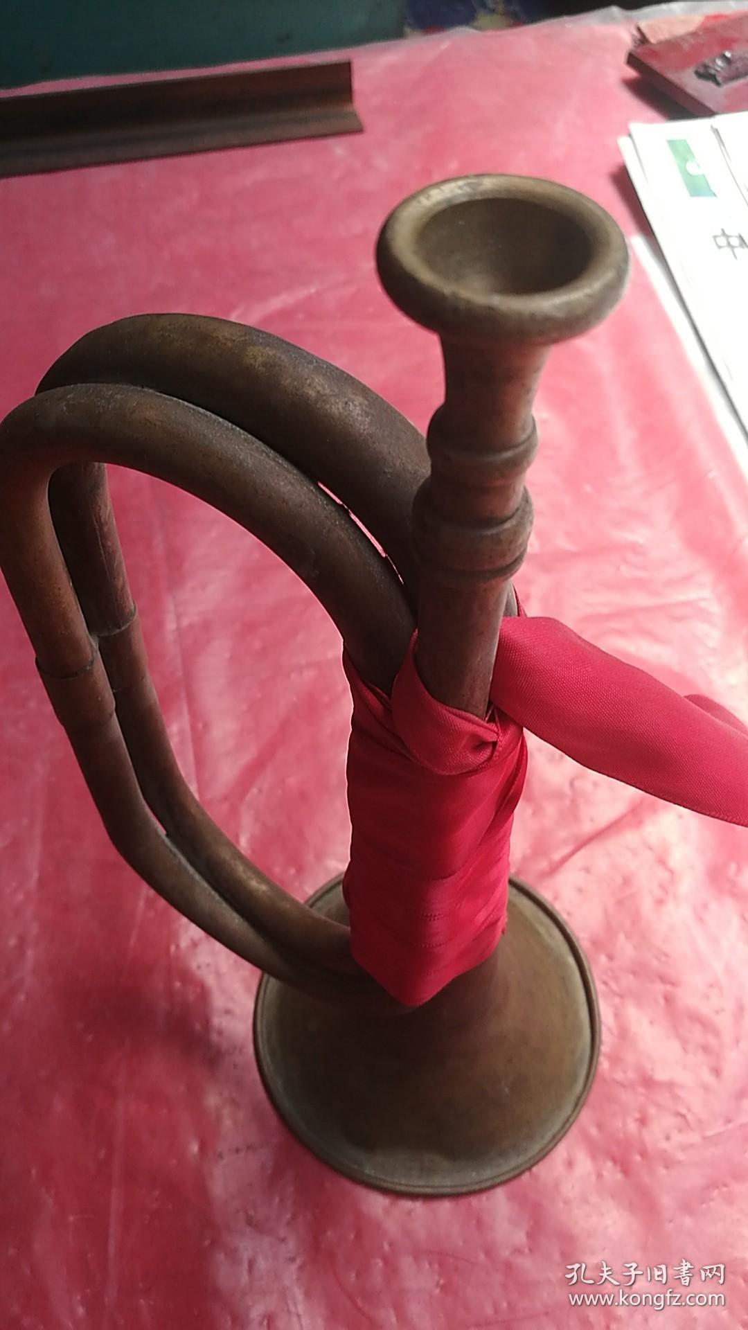 民国时期,八路军使用的号角/军号一把,品相如图.