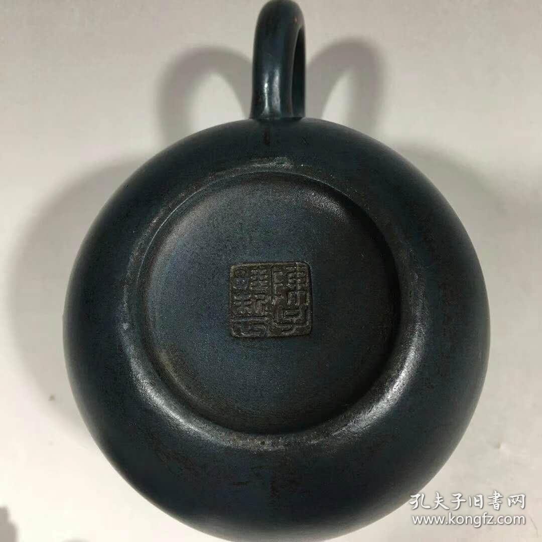 紫砂制壶名家陈子畦款紫砂壶