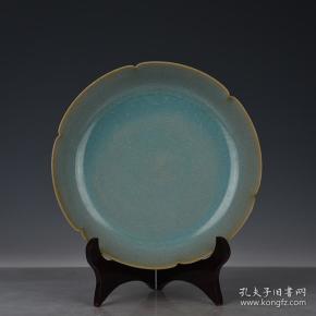 北宋汝窑天青釉葵口洗